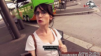 play perra flaca da mamada y hace xxx en publicación