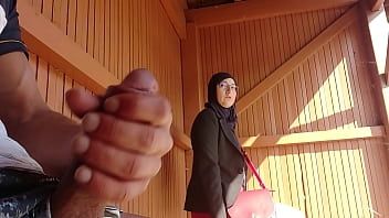 play Araboaica is scared by this big penis and then satisfies her pleasures