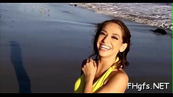 play Cette milf du village fait souvent du xxx oral et fait du xxx jusqu'à épuisement