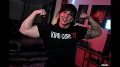 play La déesse exotique musculaire Ecko Belle prend une BBC profondément dans une séance photo sale