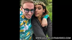 play Max Felicitas folla a una linda adolescente italiana en un Fiat Panda - Sexo al aire libre Pov Pumpino