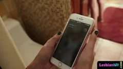 play Sensual Sapphic Lez Tribbing: Booty Babe Sexe lesbien avec des copines érotiques